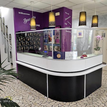 Mantovani Hotel Mariu Ріміні Екстер'єр фото