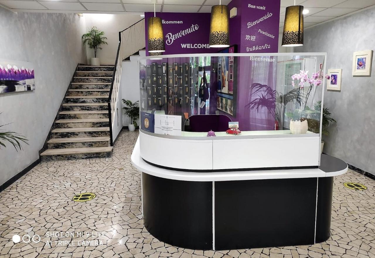 Mantovani Hotel Mariu Ріміні Екстер'єр фото